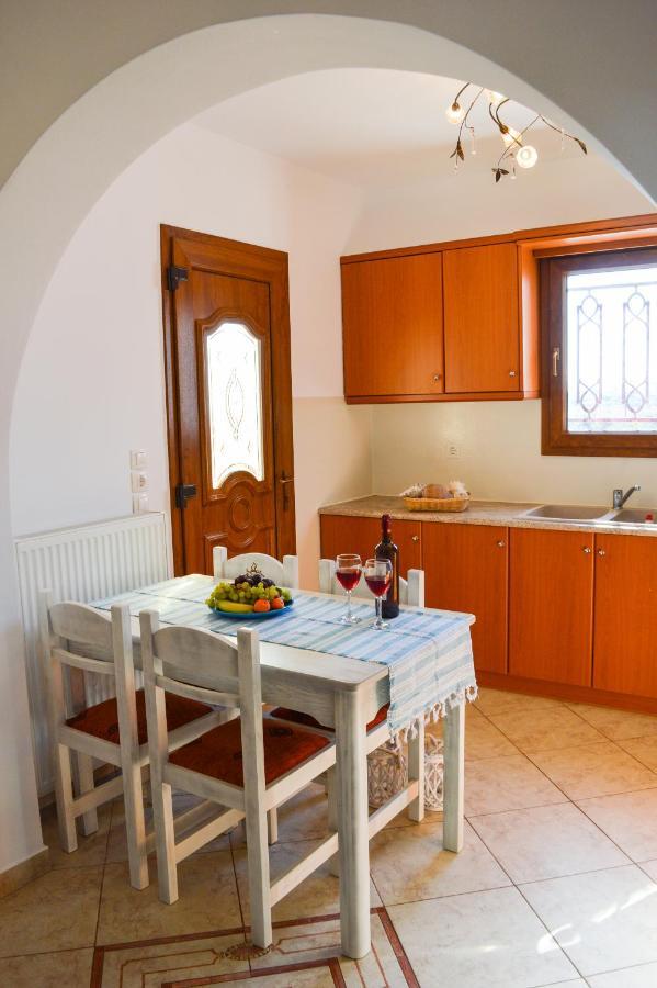 Pláka Villa Iokasti מראה חיצוני תמונה